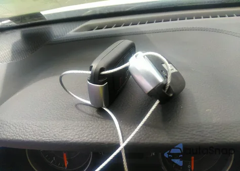 2021 Jeep Cherokee Latitude Plus Fwd z USA, uszkodzony, nr VIN 1C4PJLLB0MD203625